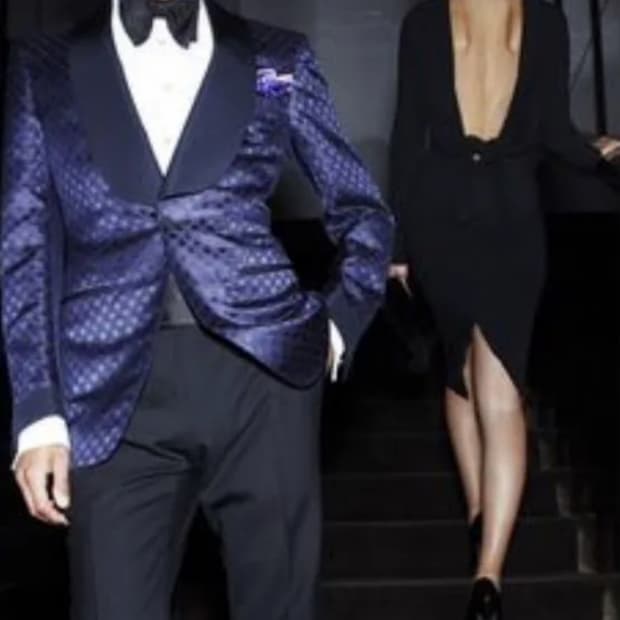 TOM FORD 톰 포드 숄 칼라 턱시도(멀버리 실크/리넨)해외발송