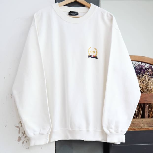 크리스찬디올 90s cd로고 맨투맨