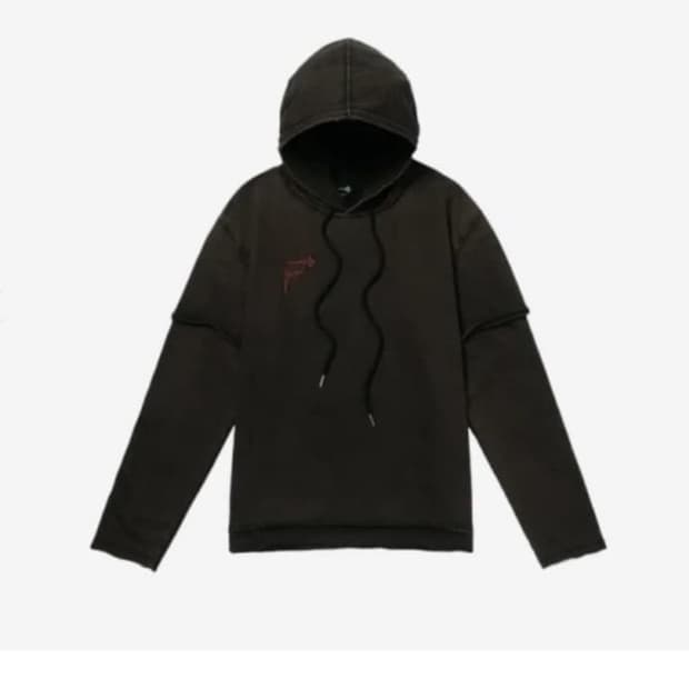 떠스클럽X휠라 후드티 팝니다