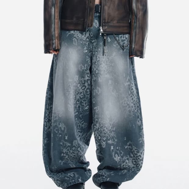 이지노이지 썬 패치 레오파드 벌룬 데님 팬츠 - 블랙