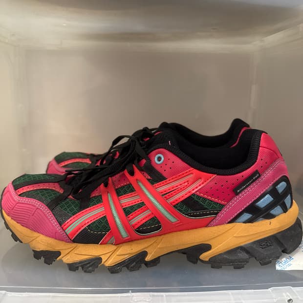 270 아식스 엔더슨밸