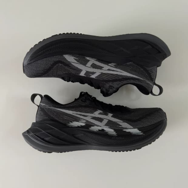 아식스 슈퍼블라스트2 블랙 270