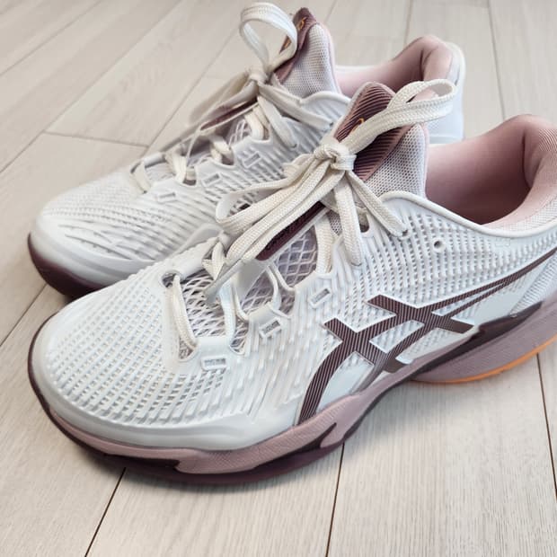 아식스 코트FF3 테니스화 올코트 클레이 사이즈250

거의 새거상태 오