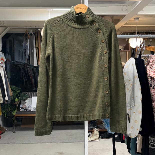 Otto 버튼업 니트