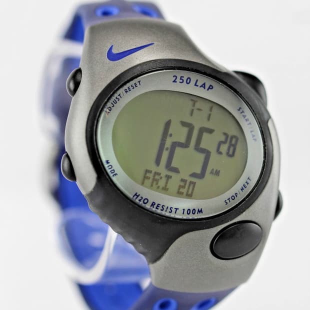 나이키 트라이액스 250 랩