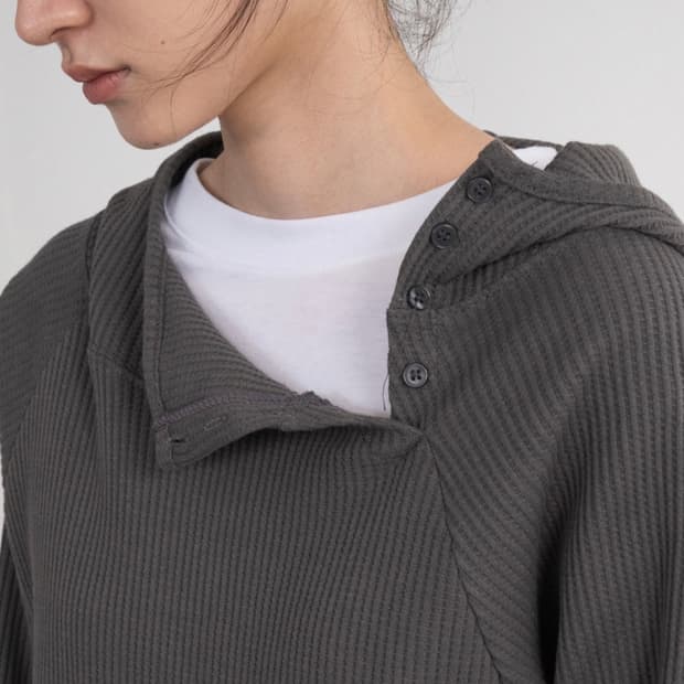 피키소사이어티Oblique Button Waffle Hood (Charc