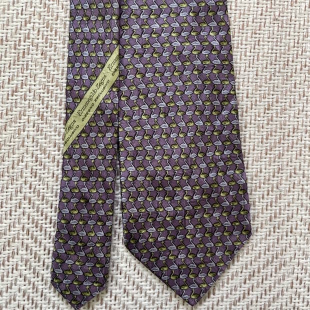 에르메네질도 제냐 넥타이