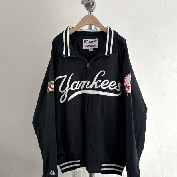 마제스틱 뉴욕 양키스 스타디움 자켓