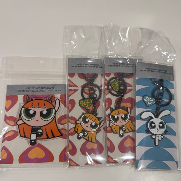 뉴진스 파워퍼프걸 해린 메탈키링, 아크릴 스마트톡 새상품