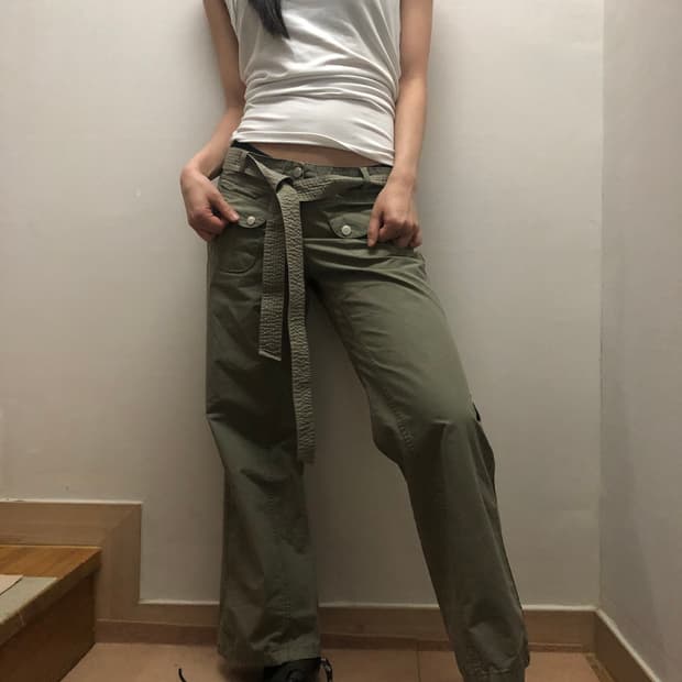 빈티지 카키 벨티드 팬츠