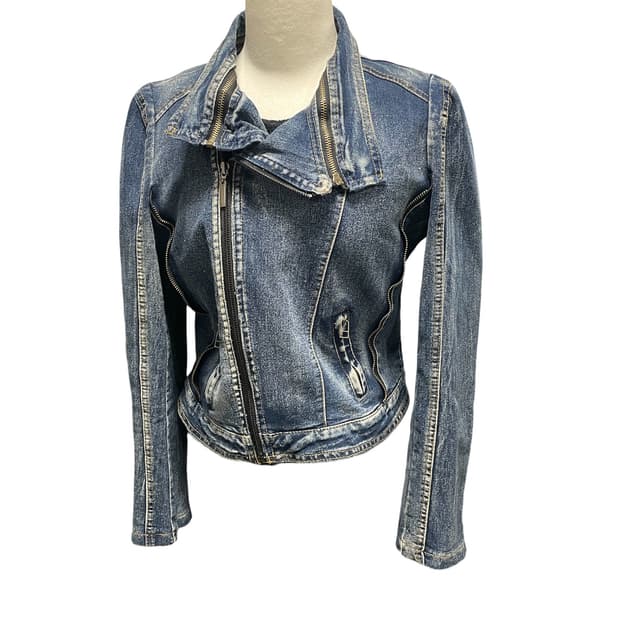 와투케 지퍼디테일 진청워싱 사선자켓