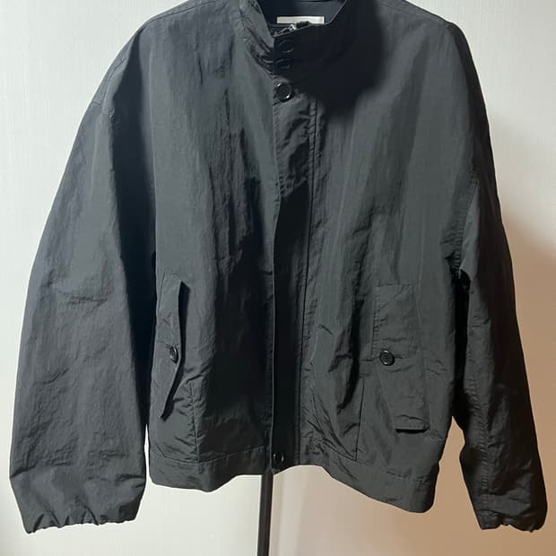 아모멘토 립스탑 볼륨 자켓 L 블랙