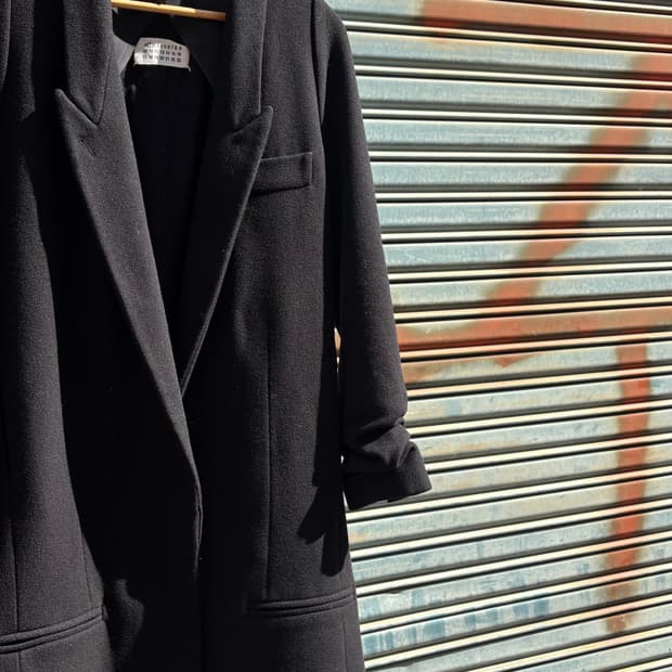 메종마르지엘라 셔링 소매 코트 블랙코트 