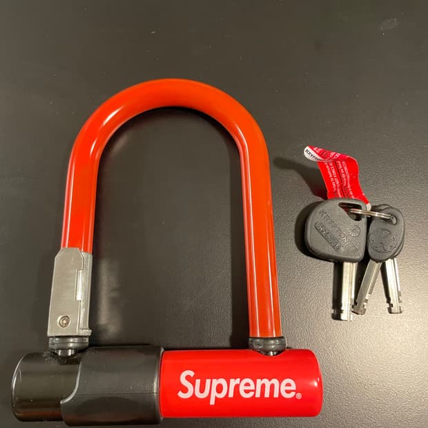 Supreme x Kryptonite U-Lock
