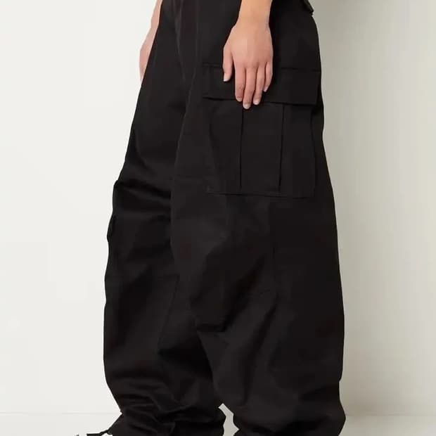 발렌시아가 킥카고 M