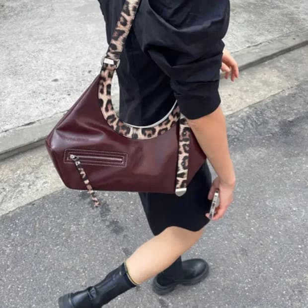 히에타 가방 마야백 와인 / 구매가 165,000