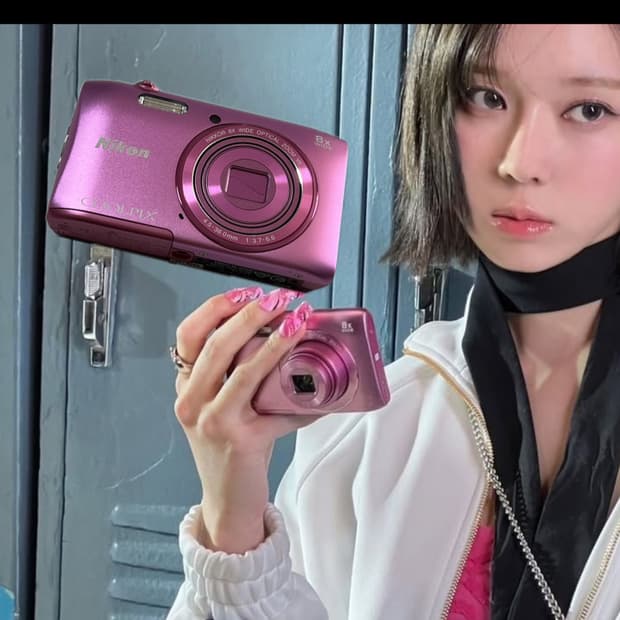 에스파 윈터, 지젤, 라이즈, 사쿠라 디카 쿨픽스 S3600