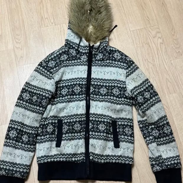 알파카 니트 후드집업