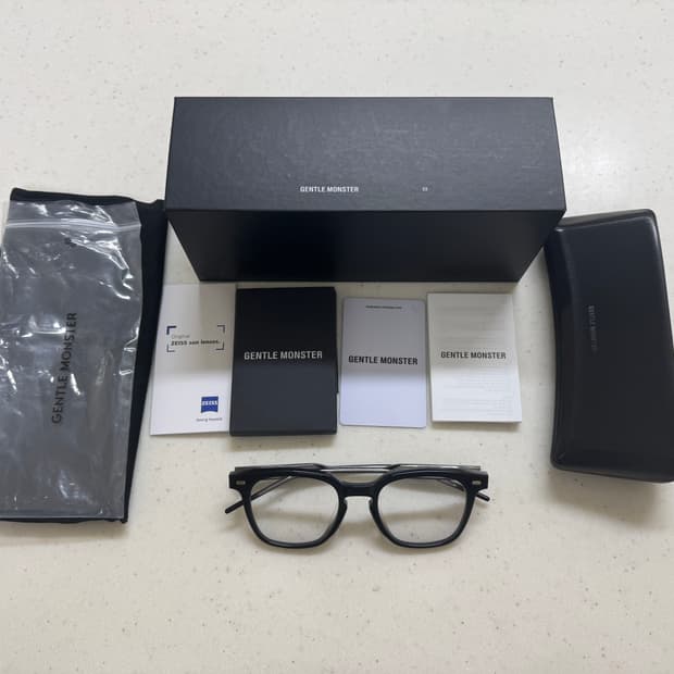 젠틀몬스터 쿠보 01