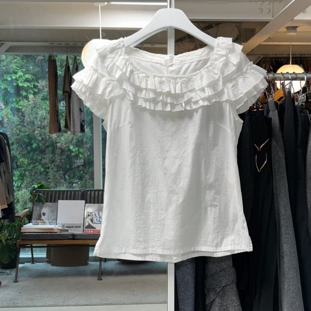 아츠로 타야마 프릴 블라우스