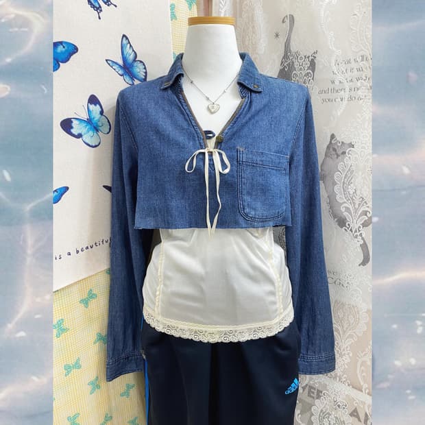 데님 브이넥 크롭 셔츠