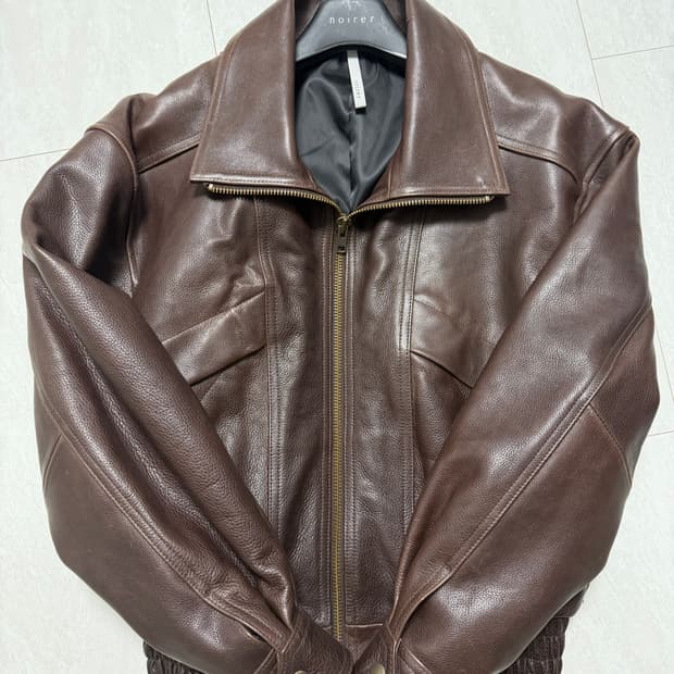 노이어 엔틱 카우 레더 하이넥 블루종 48