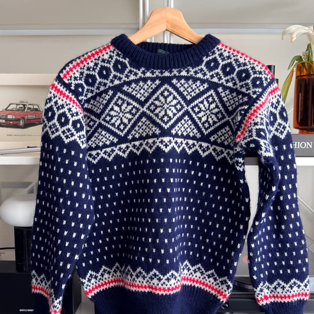 달레 노르딕 울 니트 스웨터