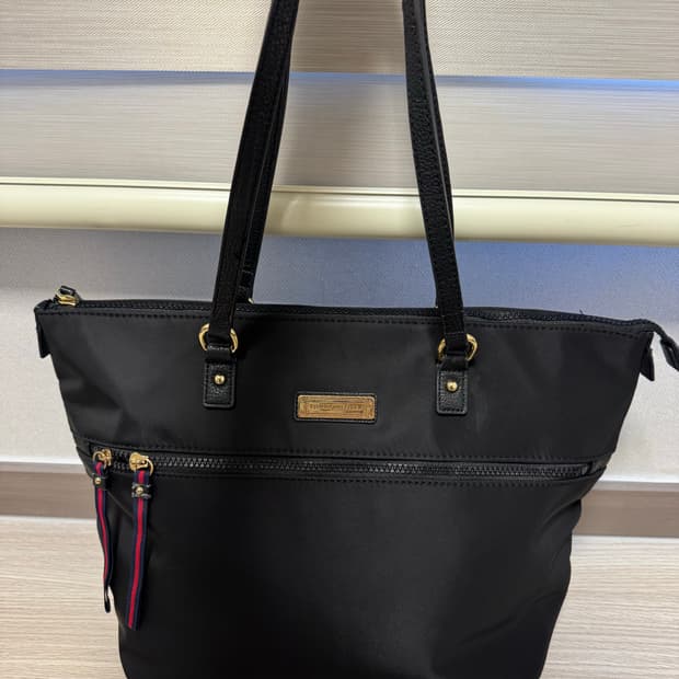 타미힐피거 포피 TH 토트백/숄더백(블랙) 판매합니다