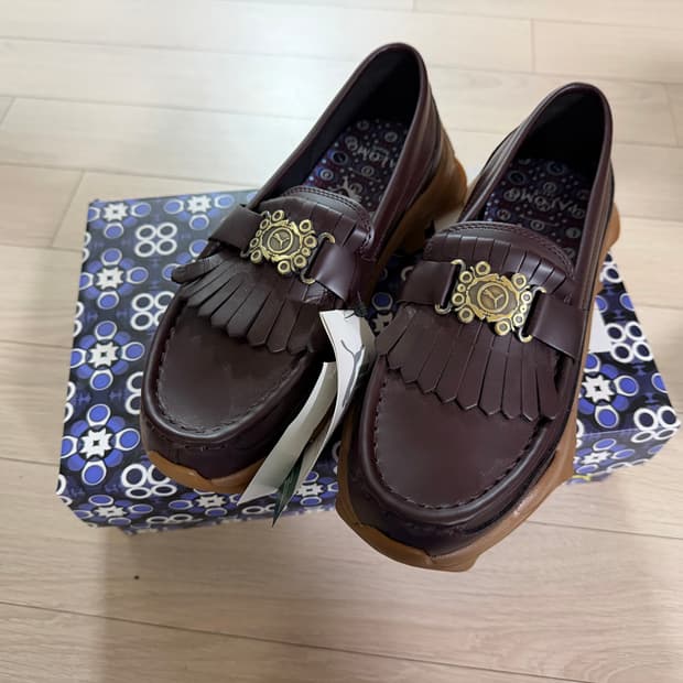 푸마 팔로모 나이트폭스 로퍼 250