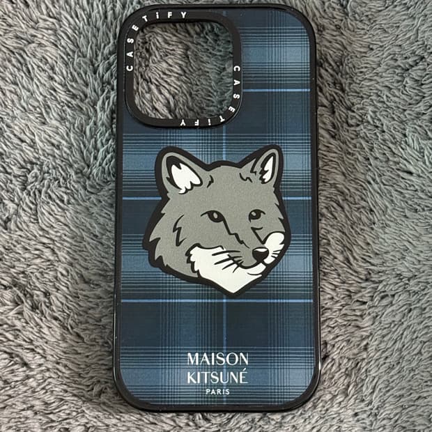 케이스티파이 16pro 메종키츠네