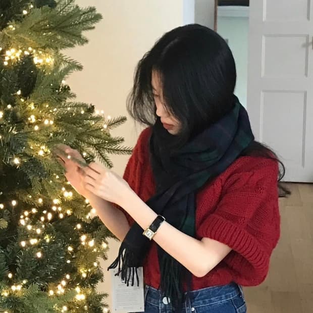 아카이브 제이투유 레드 니트