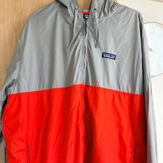파타고니아 바람막이 L 회색/주황