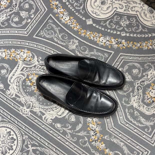 토즈 페니로퍼 블랙