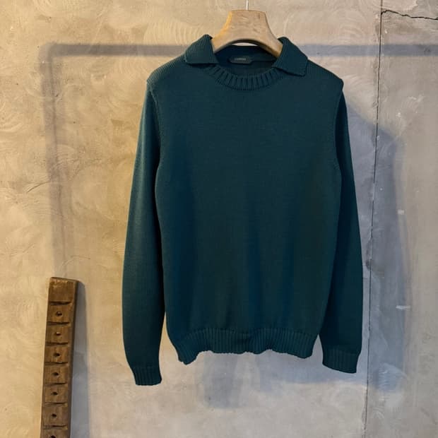 자노네 칼라넥 니트 100