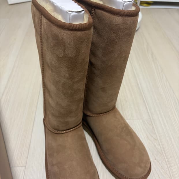 미국 UGG 어그 우먼스 클래식 톨 ll 체스트넛 US7