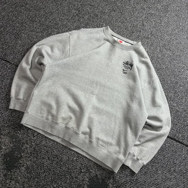 나이키x스투시 NRG ZR 크루넥 그레이 3398