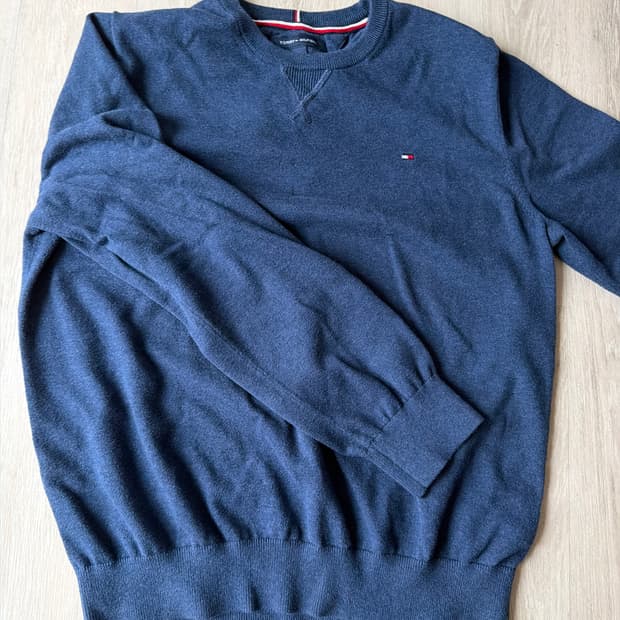 타미힐피거 니트