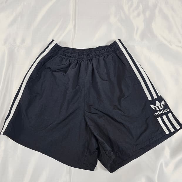 아디다스락업쇼츠