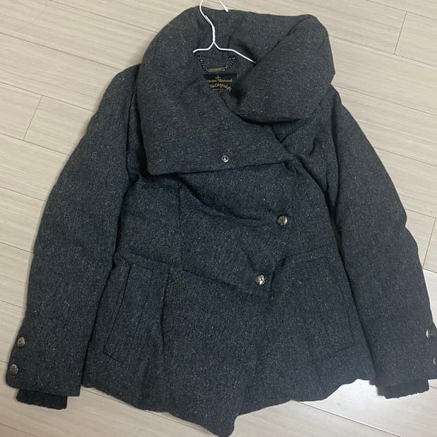 비비안웨스트우드 10‘s 앵글로마니아 사선 패딩 판매합니다