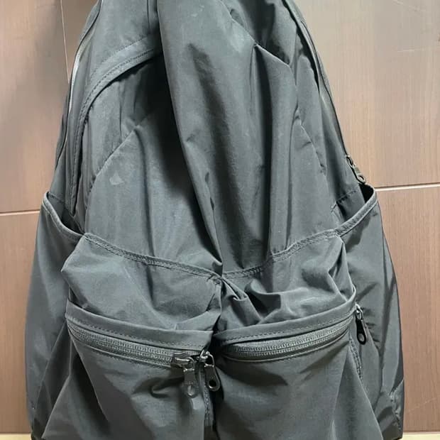 마지언타이틀 백팩