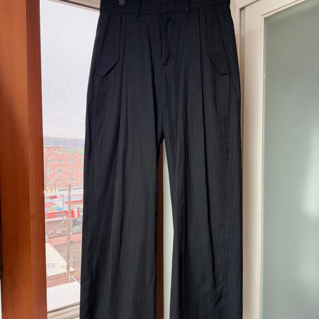 다이브인 스트라이프 트라우저