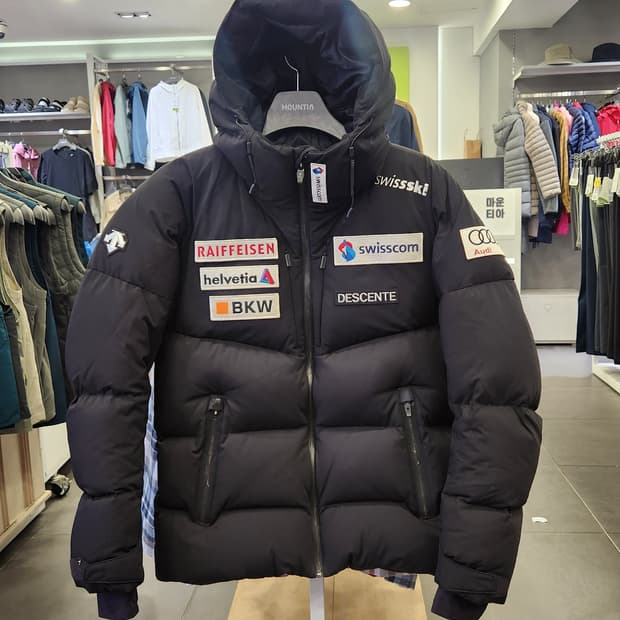 데상트 스위스 스키 패딩 남자 95 블랙