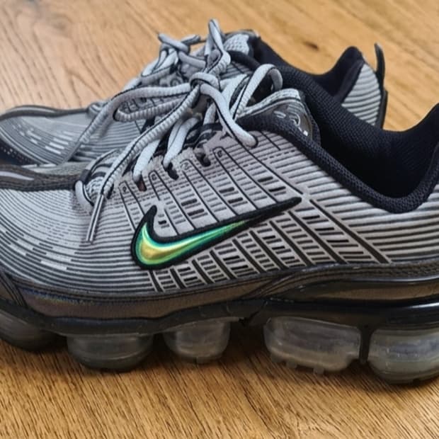 나이키 우먼스 에어 베이퍼 맥스 240