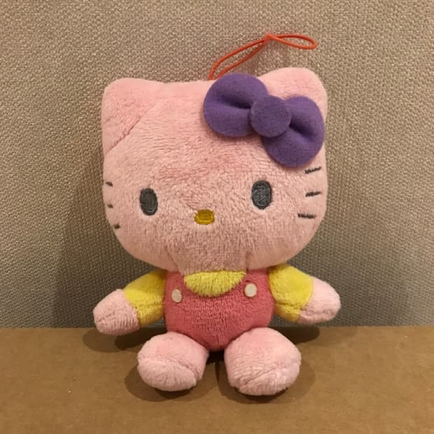 고전 키티 키링