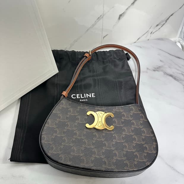 [A+ 정품] 셀리는 미디엄 틸리백 탄