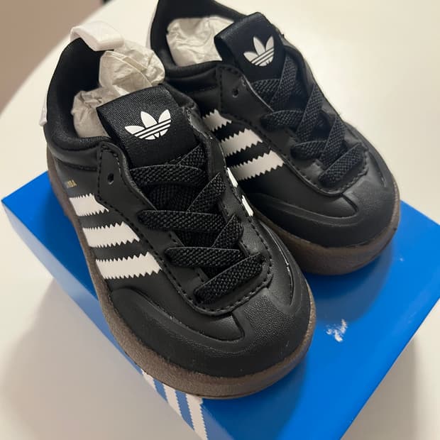 [새상품]아디다스 아디폼 삼바