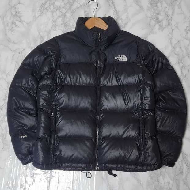 노스페이스 700 눕시 블랙 패딩 자켓