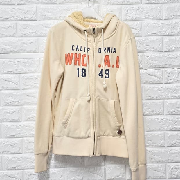 택포// 후아유 아이보리 후리스 후드집업 M