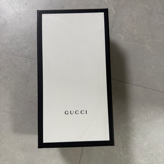 Gucci Bee Pearl Sandal