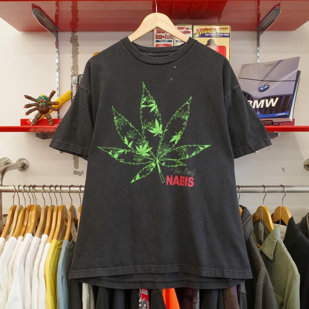 2000's Cannabis Leaf Graphic T-shirt